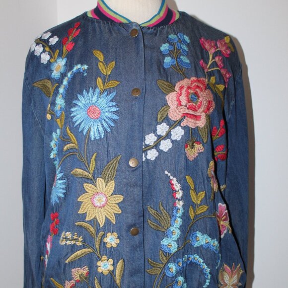 NWT Johnny Was Active Biya JWLA Dionne Snap Front Bomber Jacket Embroidered - Picture 9 of 9